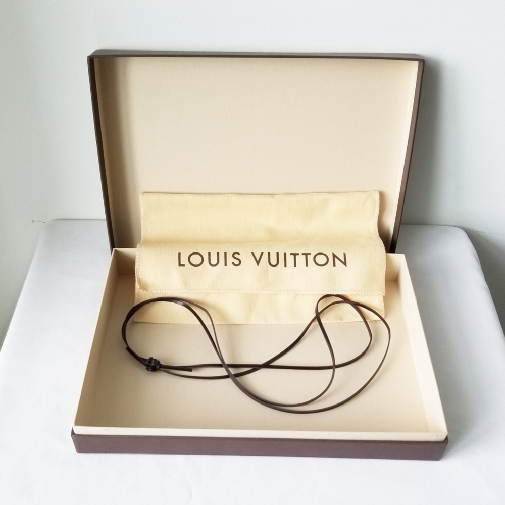 Louis Vuitton Small Box - Picture 2 of 2